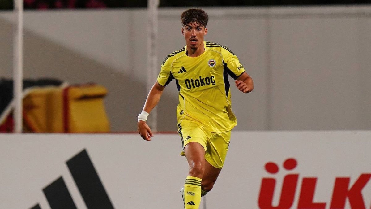 fenerbahce acikladi yusuf akcicek resmen al hilalde 2 6lOj1zlv