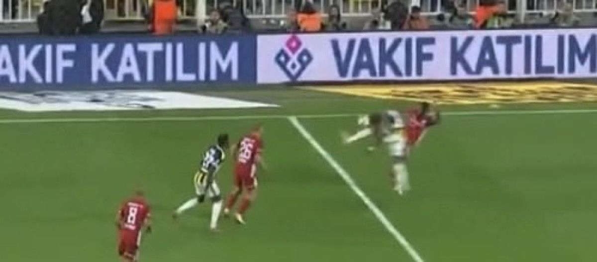 Fenerbahçe, Antalyaspor maçında penaltı kazandı 1 fenerbahce antalyaspor macinda penalti kazandi 0 sNIM4TL6