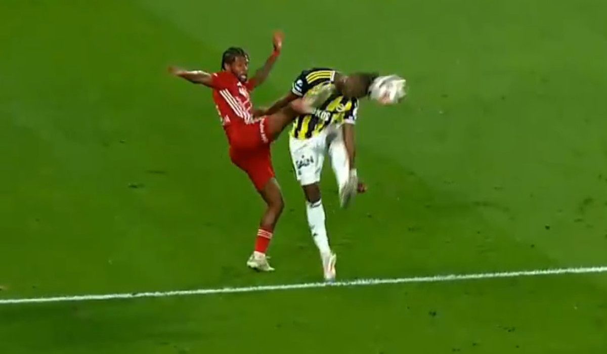 Fenerbahçe, Antalyaspor maçında penaltı kazandı 2 fenerbahce antalyaspor macinda penalti kazandi 1 v8vvU6ph