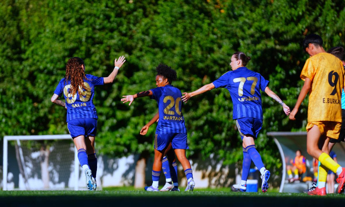 fenerbahce kadin futbol takimindan alg spora tarihi fark 2 U9IgwpI8