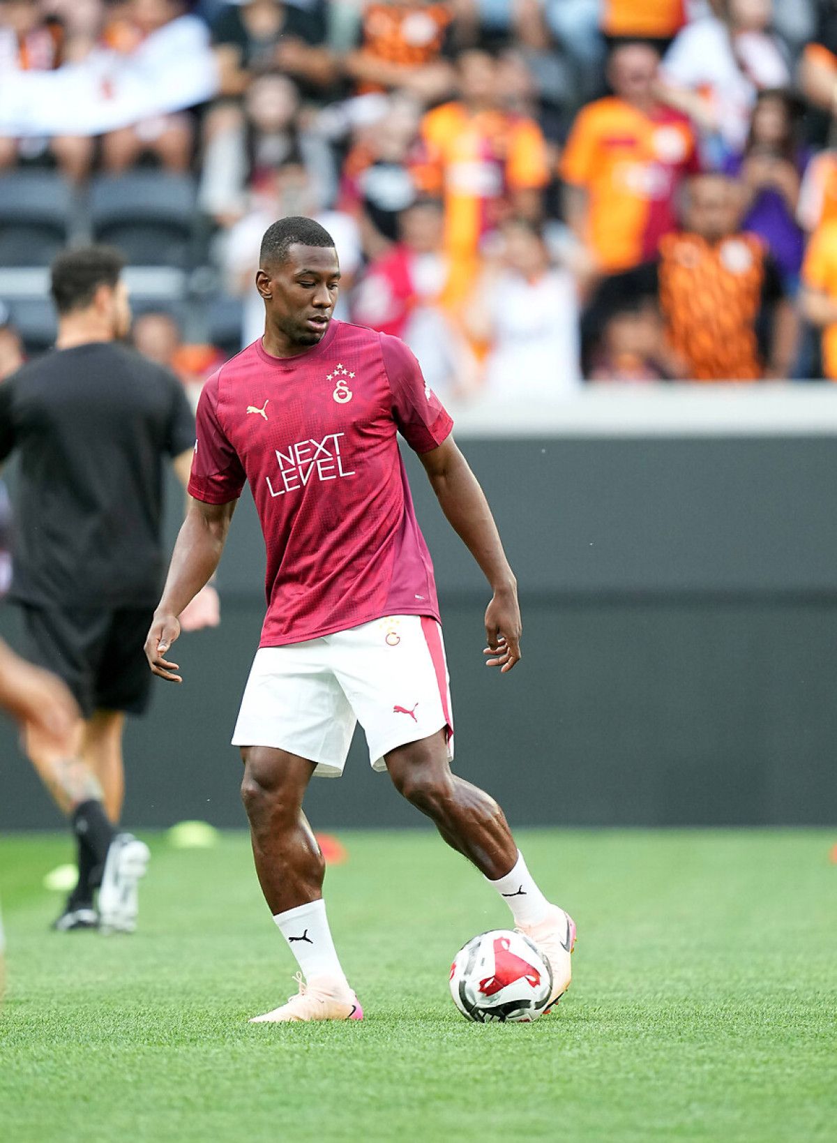 fenerbahce ve galatasaraya devre arasinda gelmislerdi cuesta ve carlos hayal kirikligi yaratti 1 95KvHA5t