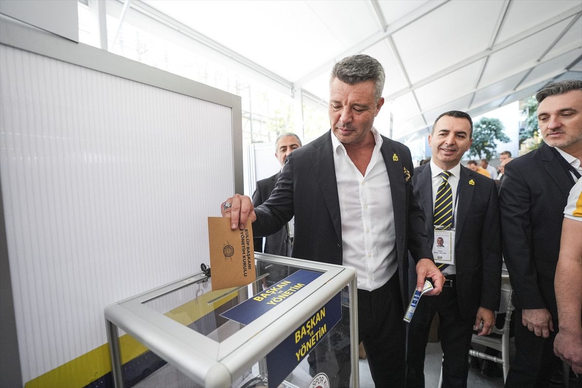 fenerbahcede baskanlik yarisi 2 isim de oyunu kullandi 0 laDjYZA9