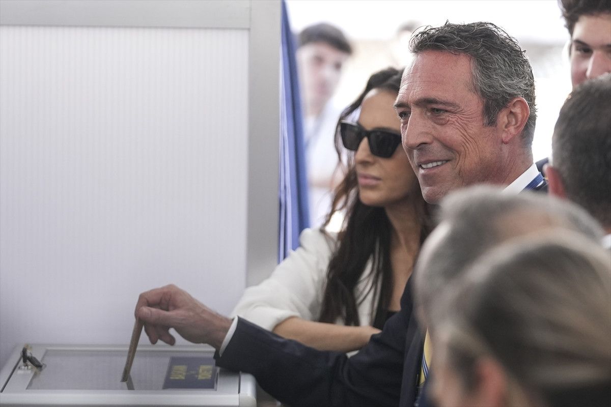 fenerbahcede baskanlik yarisi 2 isim de oyunu kullandi 1 kf2SAM8P