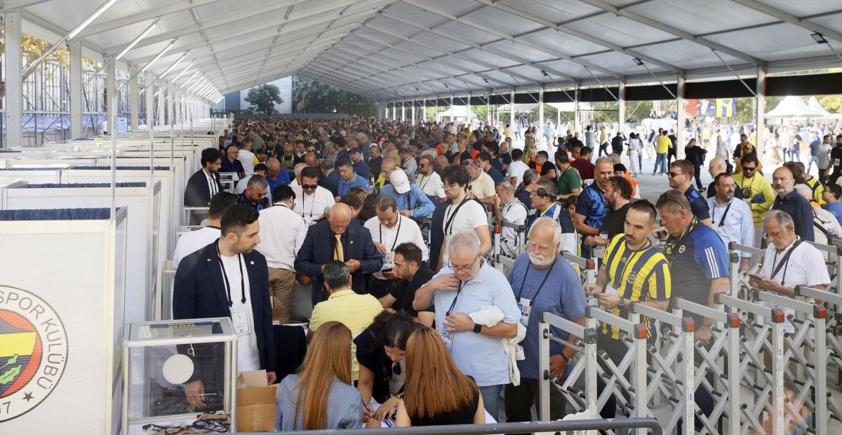 fenerbahcede secimli olaganustu genel kurulunda oy verme islemi basladi 1 RXTBwW1f