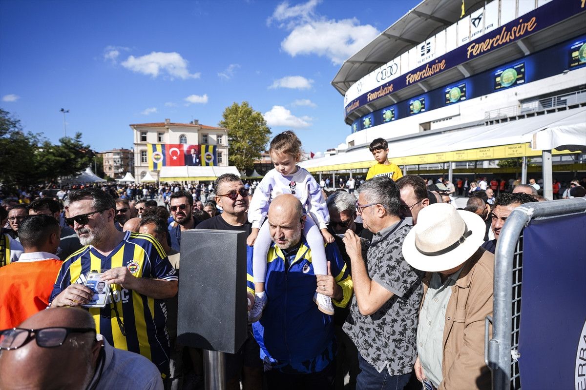 fenerbahcede secimli olaganustu genel kurulunda oy verme islemi basladi 5 G5r5Tb8e