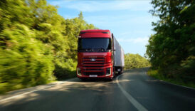 ford trucks yenilenen f max modelini tanitti KBG2ZemT