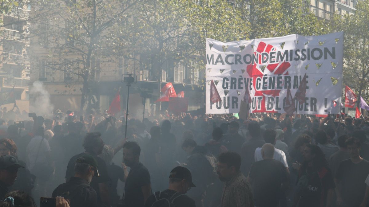 fransadaki protestolarin dozaji artiyor 110 kisi gozaltina alindi 2 EOurhJGl