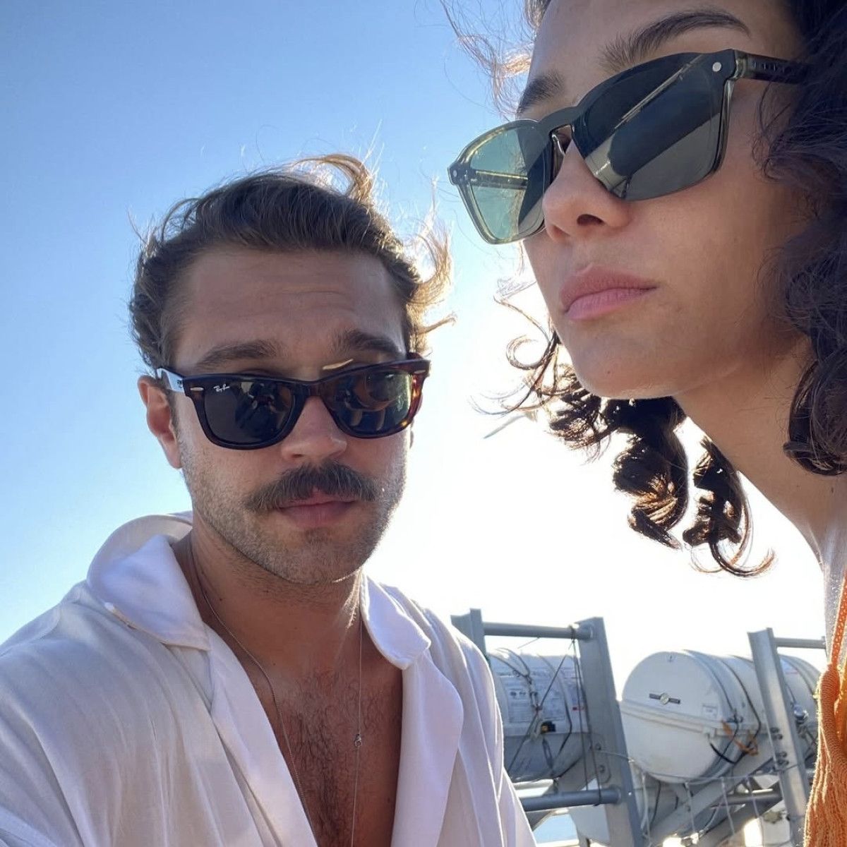 furkan andictan aybuke pusat paylasimi askini haykirdi 0 aq4yDRgB