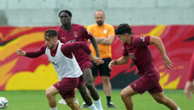 galatasaray konyaspor mesaisine basladi qxyu4eKu