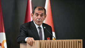 galatasaray taraftarindan dursun ozbeke istifa cagrisi x7SdeWOl