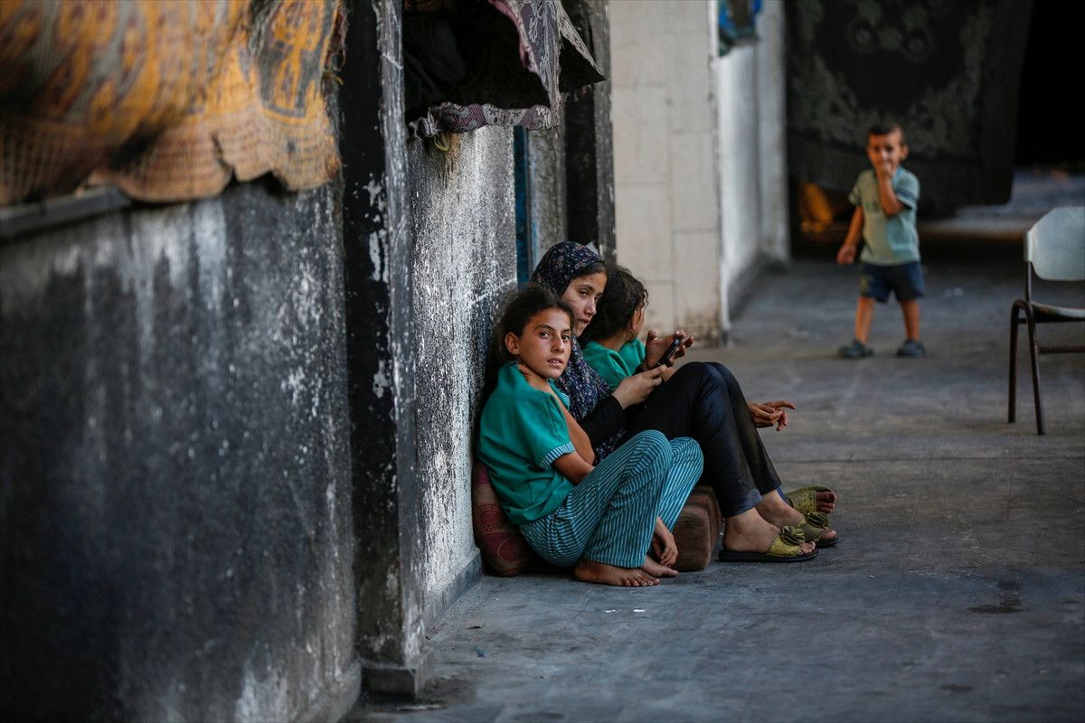 gazzede 660 bin cocuk 3 yildir okula gidemiyor 0 QIFwBKS6