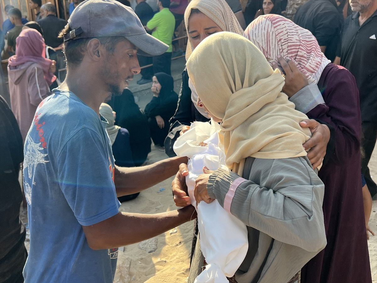 gazzede bir bebek daha acliktan oldu 1 CED2ML17