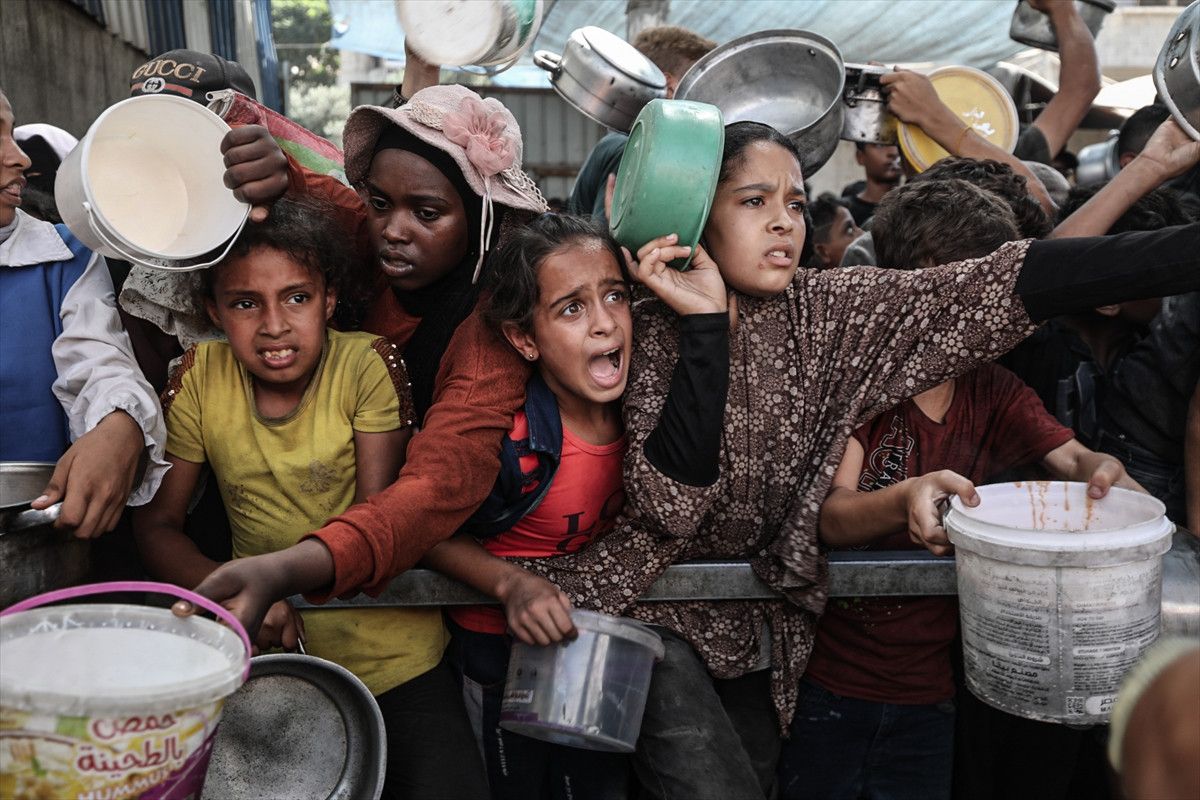 gazzede filistinlilere sicak yemek dagitildi 4