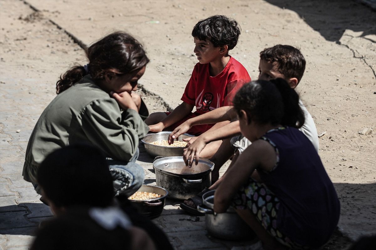 gazzede filistinlilere sicak yemek dagitildi 5 bC1sMG6z