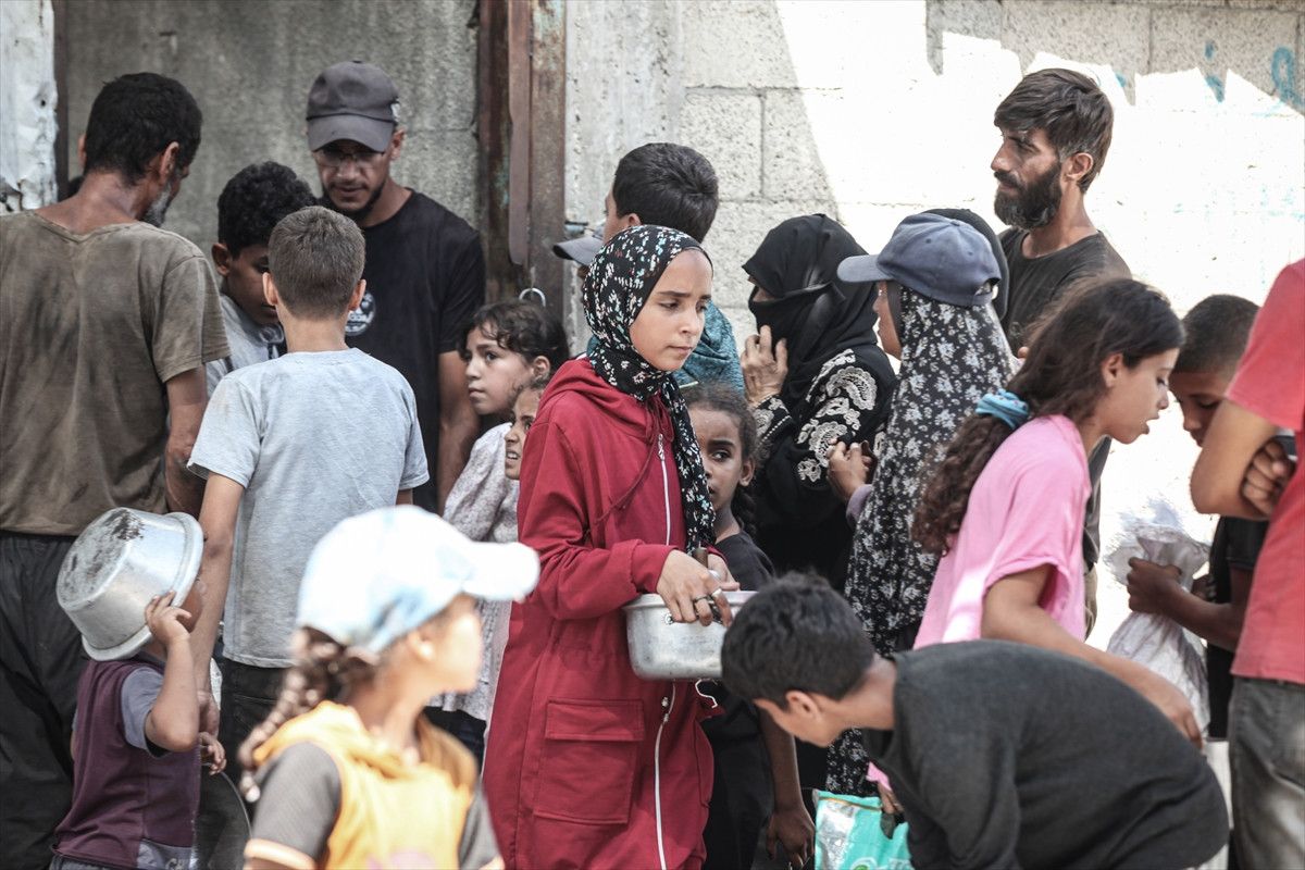 gazzede filistinlilere sicak yemek dagitildi 6 3Jz6mYqt