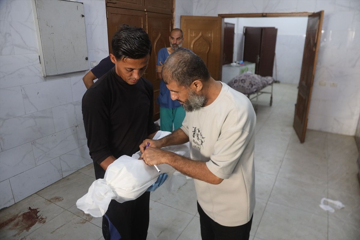 gazzenin guneyinde son 24 saatte 13 bebek oldu 2 SKszAiRd