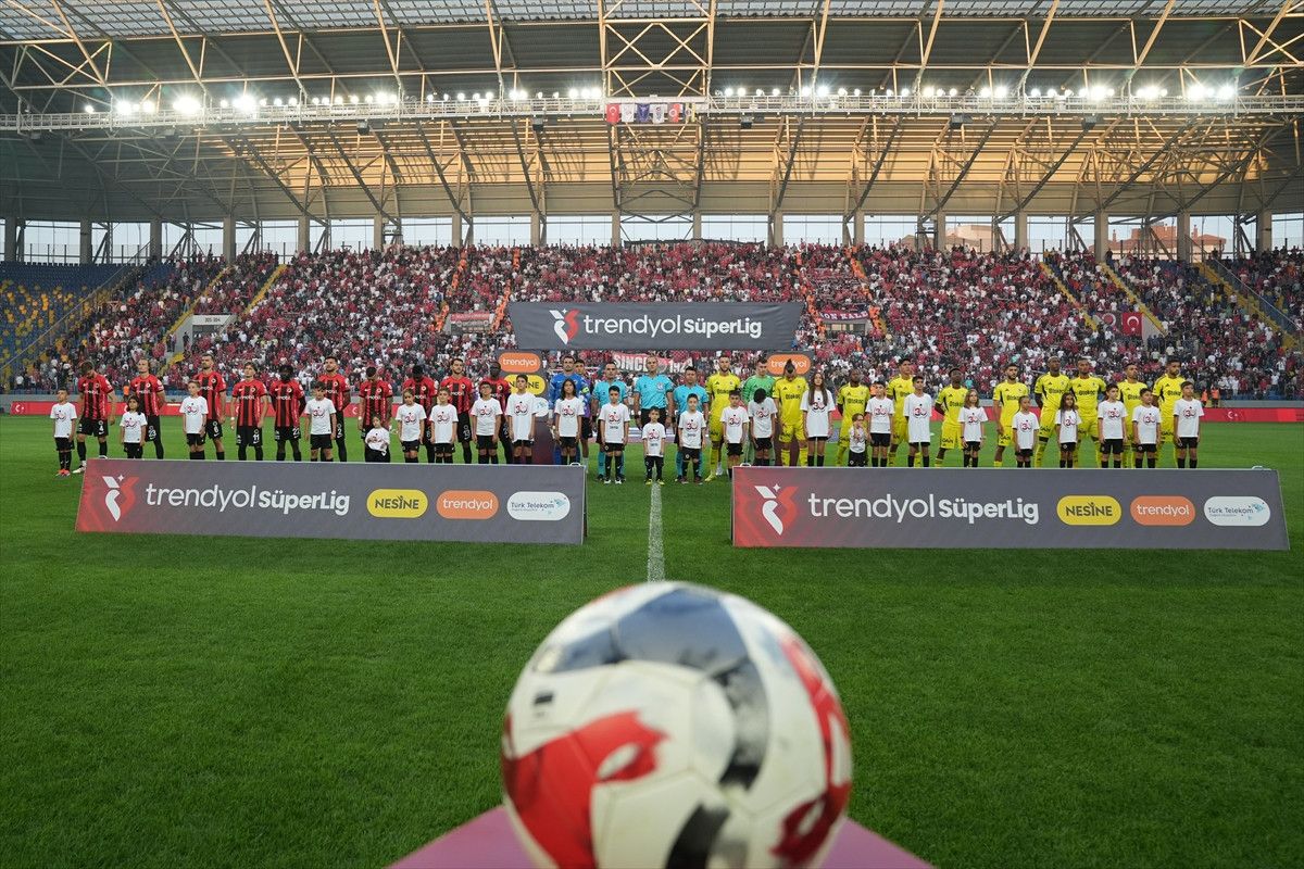 Gençlerbirliği, tarihinde 2. kez ligdeki ilk 4 maçını kaybetti 1 genclerbirligi tarihinde 2 kez ligdeki ilk 4 macini kaybetti 0 BcyKFdI3