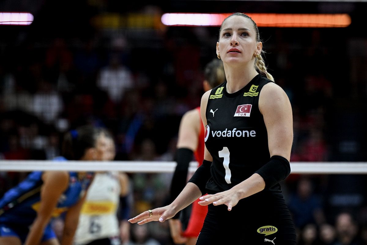 Gizem Örge ve Cansu Özbay'dan açıklamalar 1 gizem orge ve cansu ozbaydan aciklamalar 0