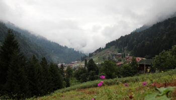 goren hayran oluyor karadeniz yaylalarinda sis manzarasi izlenebilecek en guzel 8 yer NhI15gD8