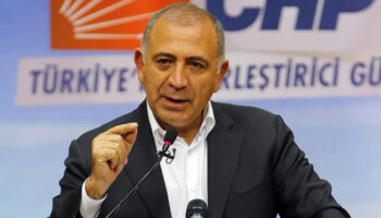 gursel tekin beni chp binasina sokmayacak bir babayigit yoktur OMs1Ve9b