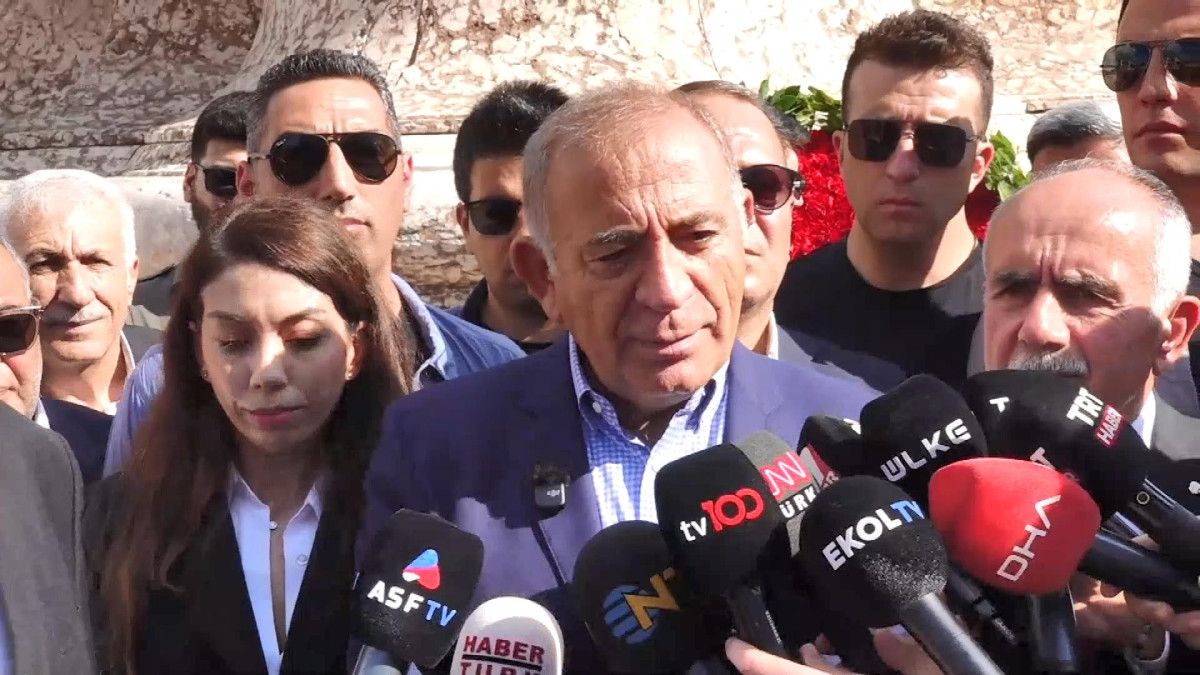 gursel tekin istanbul il kongresinde oy kullanamayacak 0 8Z1IQ1bt