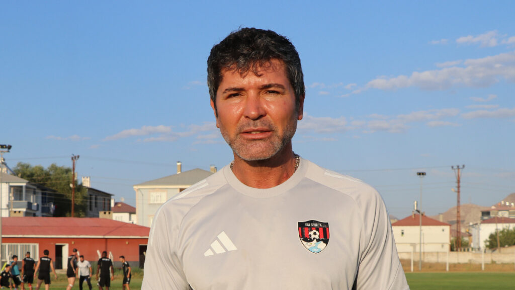 hakan kutlu iyiyiz ve giderek ustune koyuyoruz LeSJDYMM