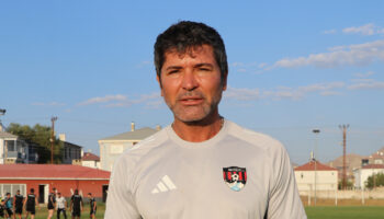 hakan kutlu iyiyiz ve giderek ustune koyuyoruz LeSJDYMM