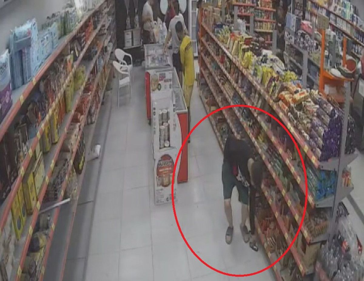 hatayda hirsiz sasirtti enerji icecegi ve biskuvi caldi 0 zaSnIFG4