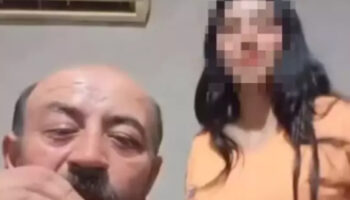 hatayda kizini tiktok yayininda oynatarak para kazanmaya calisti hHiDPZzA