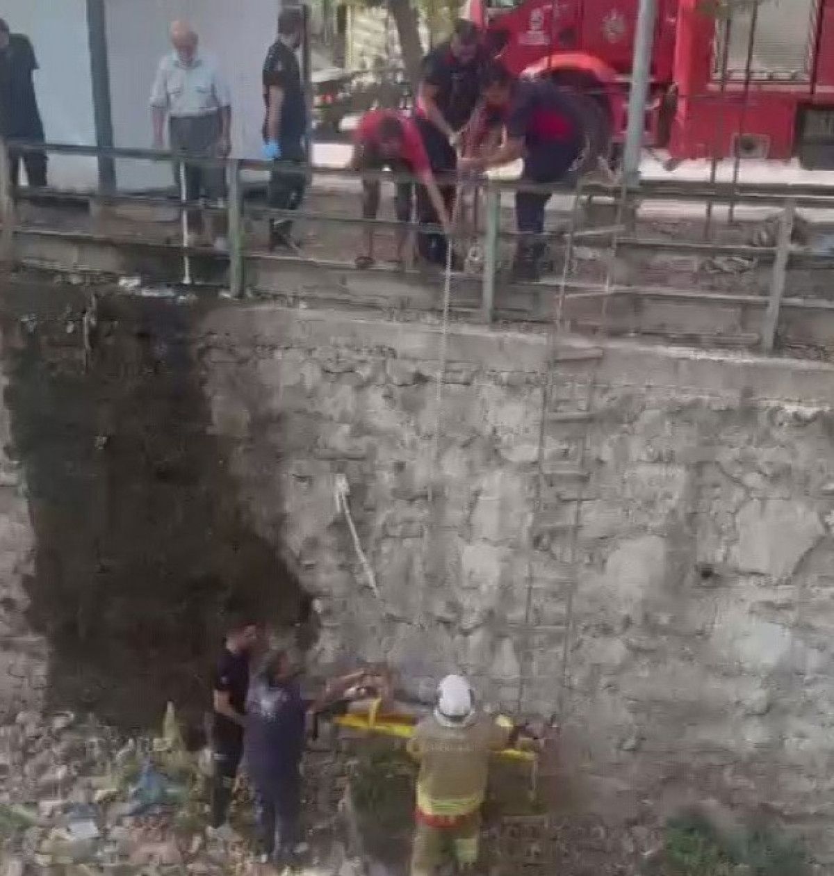 hatayda sulama kanalina dusen zihinsel engelli vatandas kurtarildi 0 nXpVRTIX