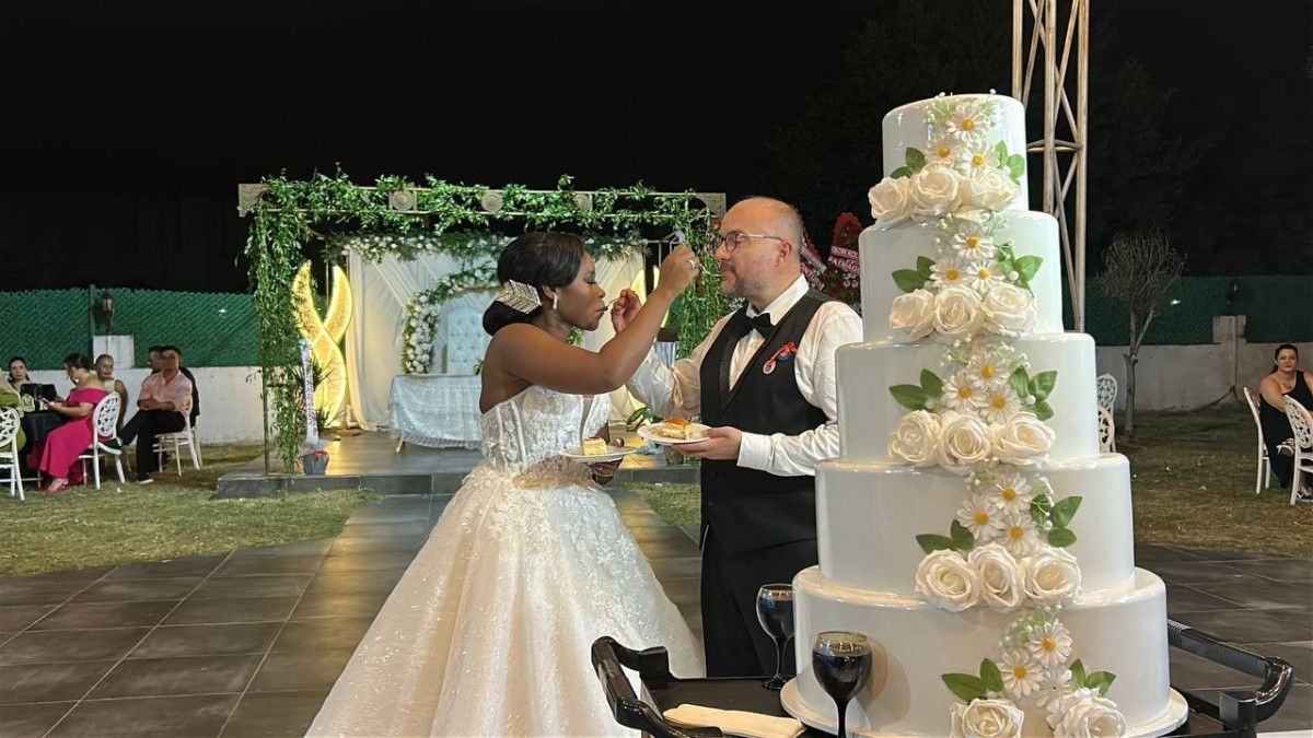 hatayin ganali gelini gifty davul zurna esliginde dugununun tadini cikartti 1 4jH8L8sA