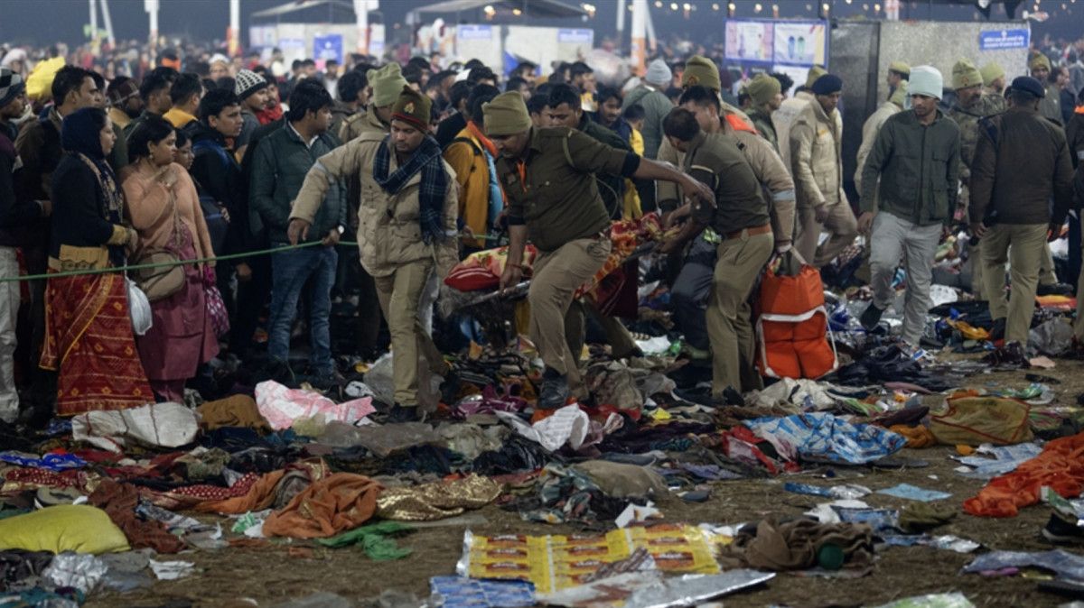 hindistanda parti mitinginde izdiham 31 kisi oldu 0 VPPbbRXO