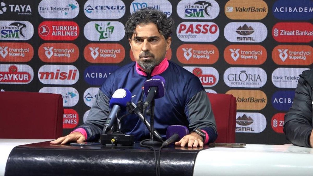 ilhan paluttan 25 saniyelik basin toplantisi 0 wPmHnqtg