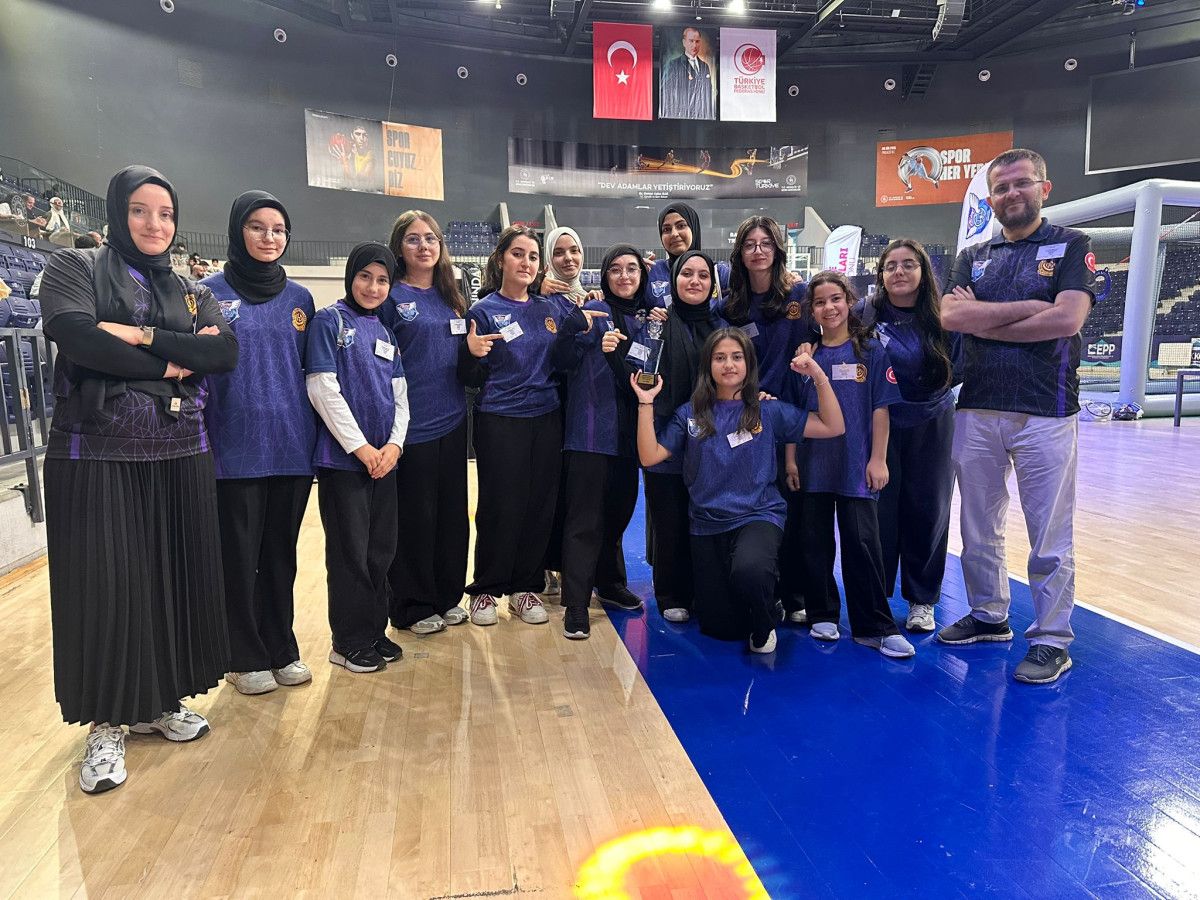 imam hatipli gencler drone soccer turkiye turnuvasinda derece kazandilar 0 wrzy2XtH