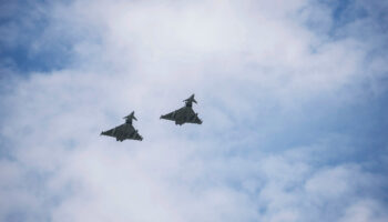 ingiliz savas ucaklari polonya uzerinde devriye ucusu gerceklestirdi npKrZWRX