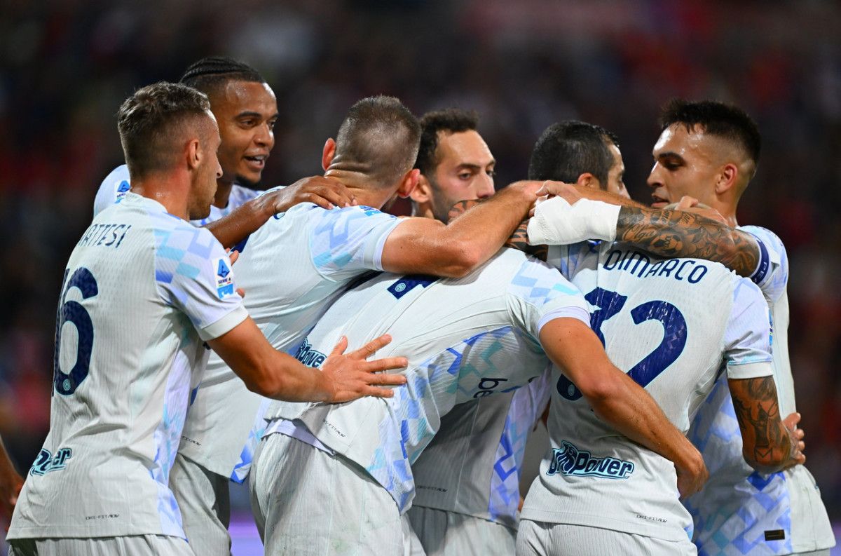 inter deplasmanda cagliariyi yendi 0 cwgkThee