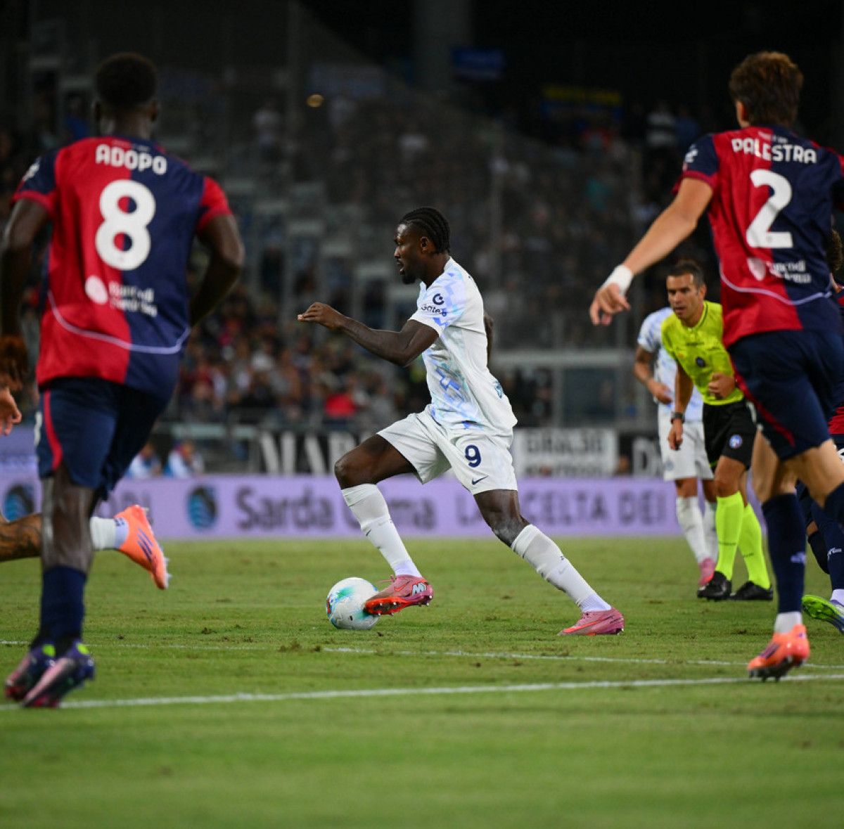 inter deplasmanda cagliariyi yendi 2 9aWOvH1V