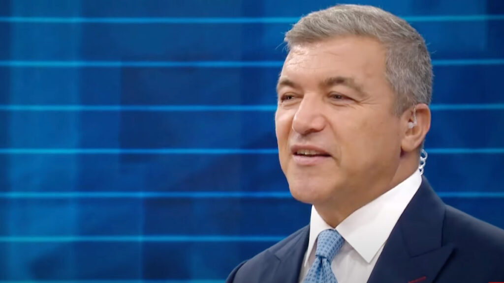 ismail kucukkaya izleyicisiyle tv100 ekranlarinda bulusacak qO16Hsfl