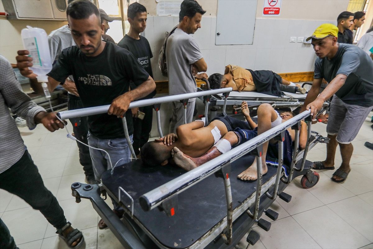 israilden gazzeye saldiri 33 filistinli oldu 25 kisi kayboldu 1 gZTCMzWl