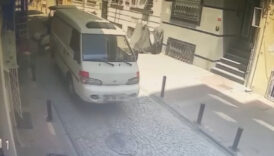 istanbulda caldigi motosikleti arizalandi diyerek nakliyeciye tasitti APDblRxr