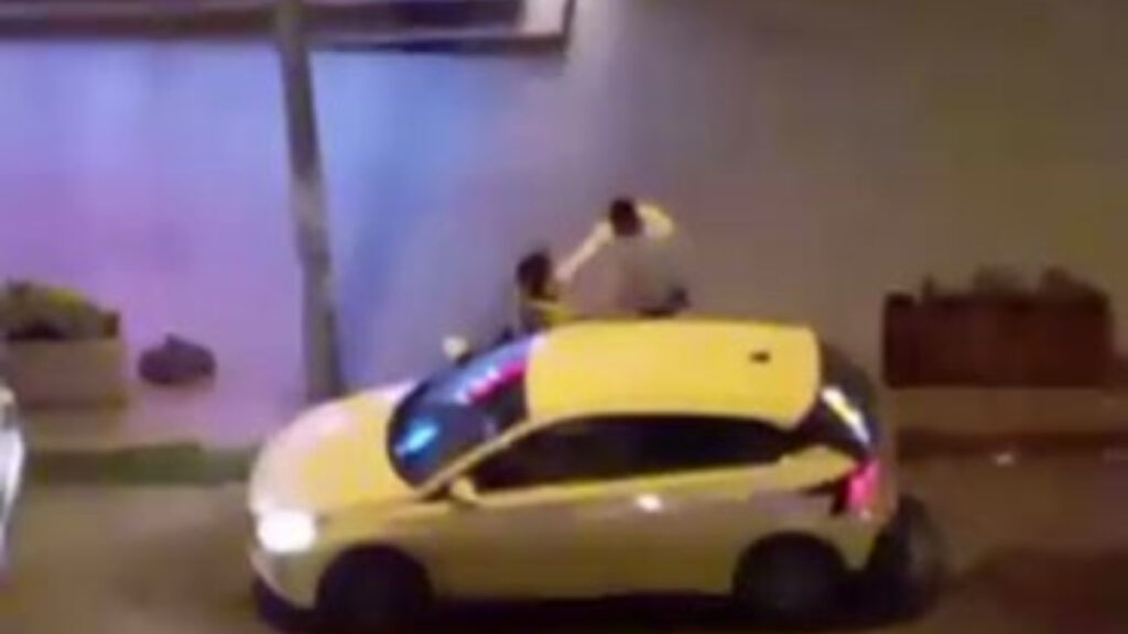 istanbulda darbettigi kadini kacirdi Ia5HjJR8