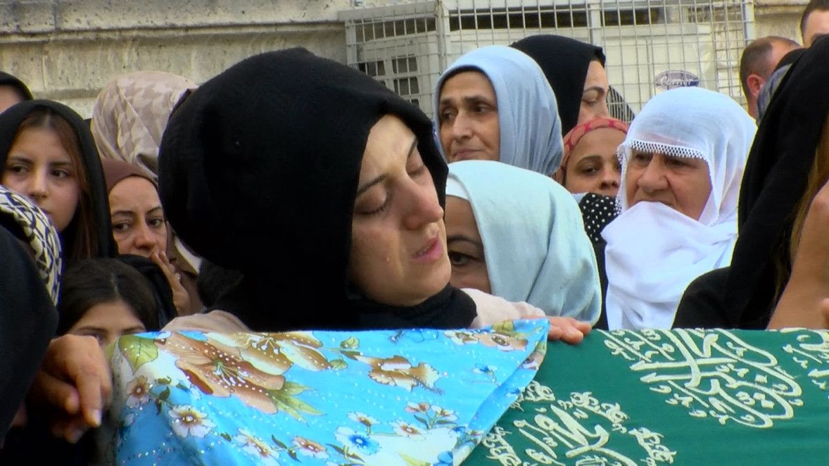 istanbulda eski sevgilisi tarafindan oldurulen hilal ozdemire veda 0 DYQLOOje