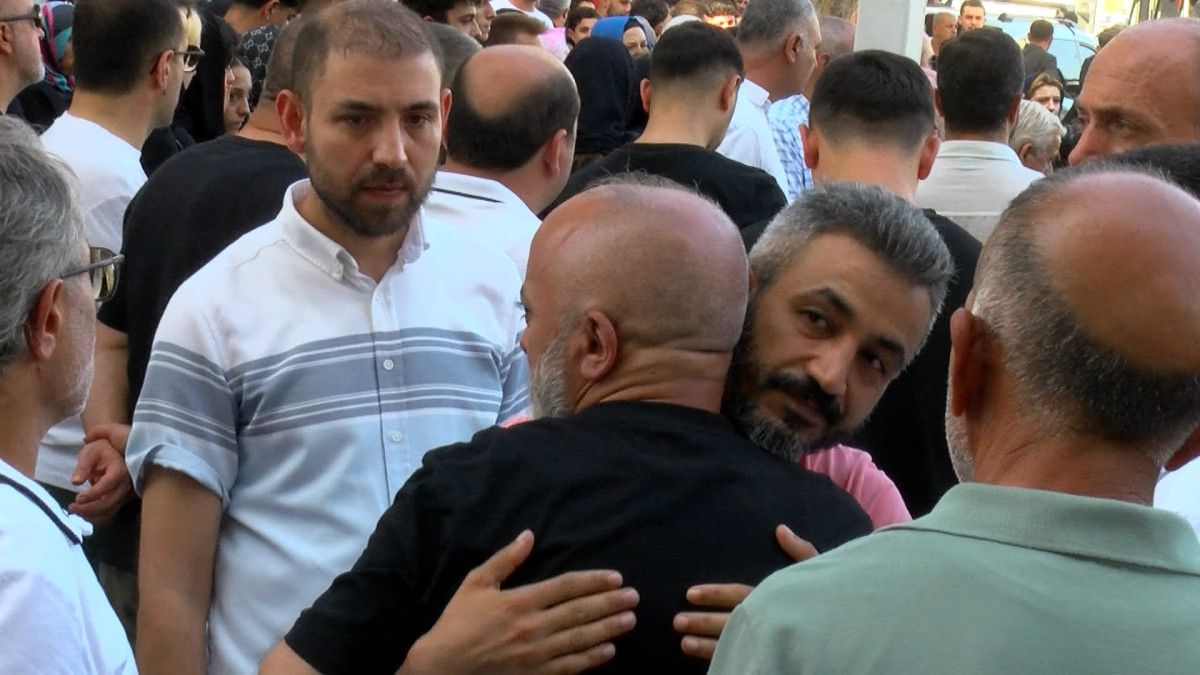 istanbulda eski sevgilisi tarafindan oldurulen hilal ozdemire veda 2 24s13gOt