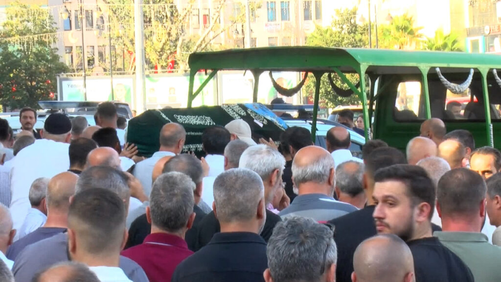 istanbulda eski sevgilisi tarafindan oldurulen hilal ozdemire veda e4V8b9E9