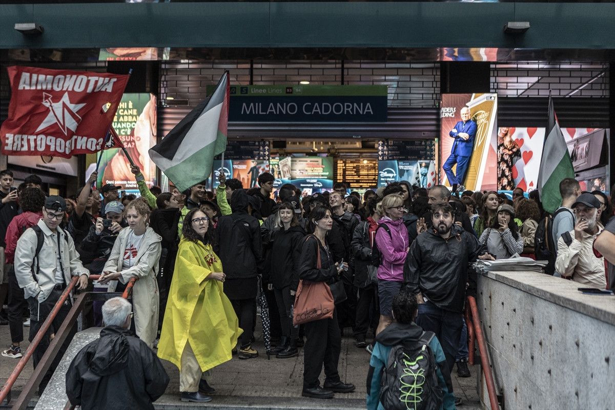 italyadan gazzeye destek israilin saldirilarina karsi protesto duzenlendi 0