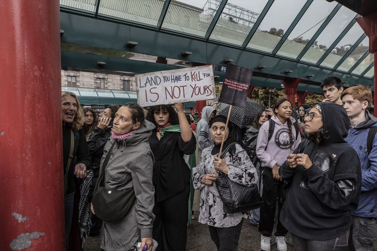 italyadan gazzeye destek israilin saldirilarina karsi protesto duzenlendi 7 RLdCBN23
