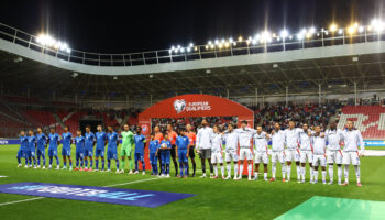 italyan taraftarlardan israil marsina protesto l3yIibrd