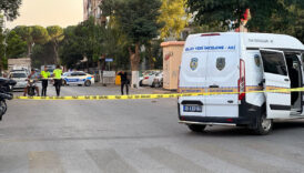 izmirde bir sahis husumetli oldugu 3 kisiyi vurdu j6qDE5NG