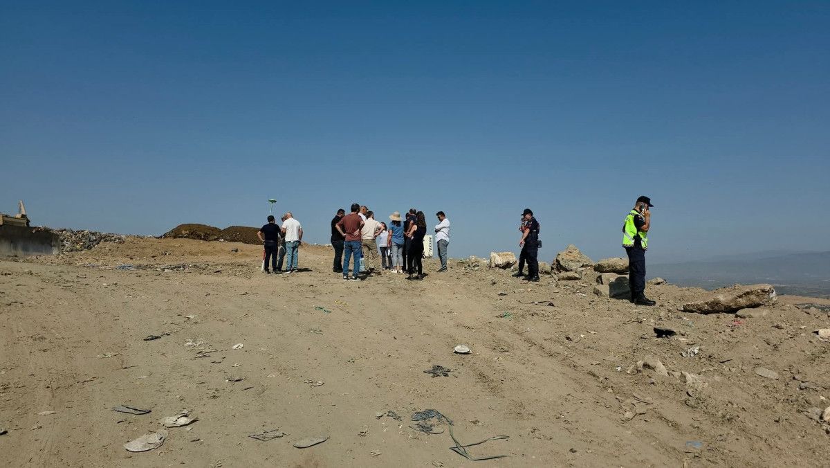 izmirde cop krizi bitmek bilmiyor belediyenin uygulamasina jandarmadan operasyon 2 uUFFhz93
