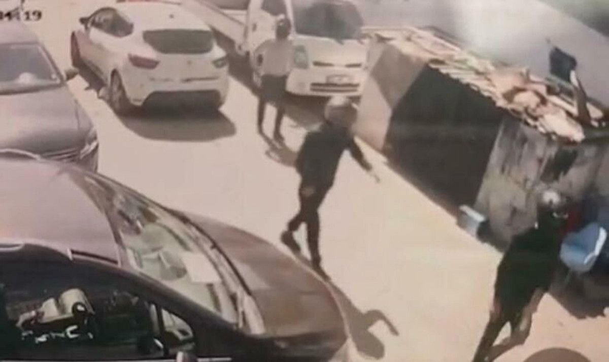 izmirde kaskli suphelilerden tufek ve tabancali soygun 2 ErfUnYQF